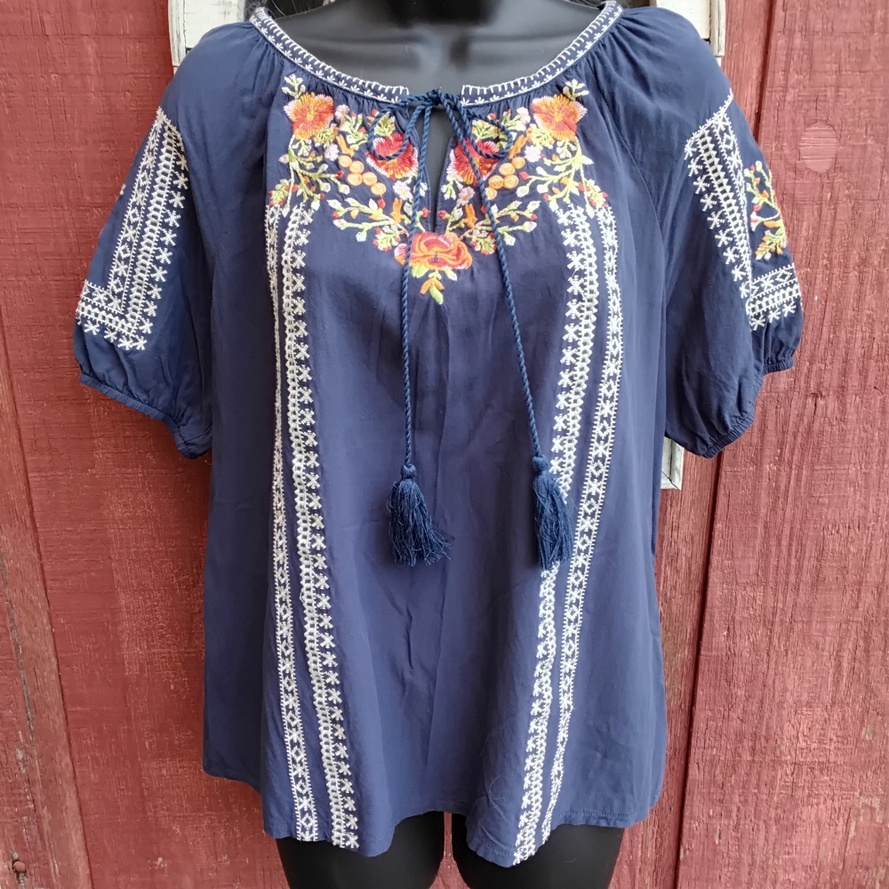 Solitaire Embroidered Peasant Blouse